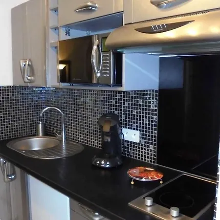 Naturiste Cap D'agde Heliopolis O 33 Agde